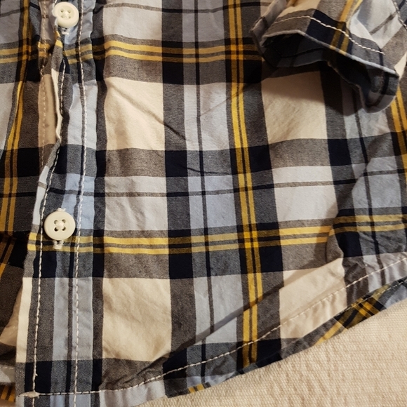 Gymboree boys size 3T button up plaid shirt - Picture 3 of 4